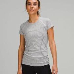 lululemon Run Swiftly Tech Short Sleeve Stripped Seamless Mesh Crew Shirt Top